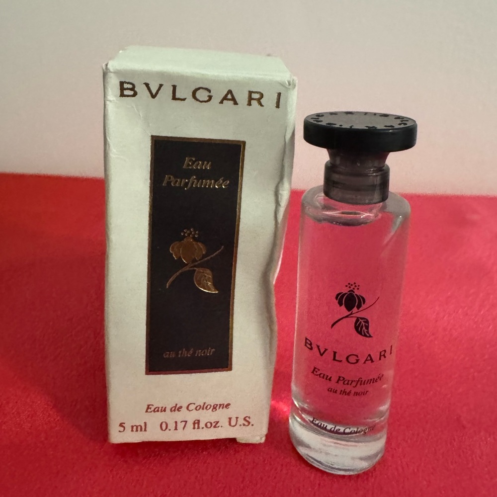 Bulgari Eau Parfumée au Thé Noir - 3 piece set.  Shampoo conditioner and perfume